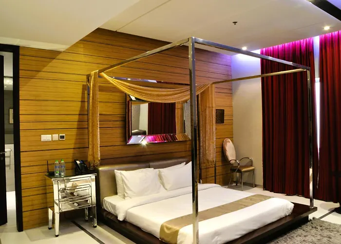 Sway Suites
